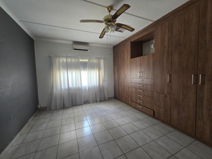 4 Bedroom Property for Sale in Oosterville Northern Cape